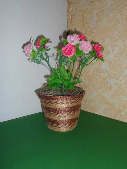 Arranjo Floral em Vaso de Sisal
