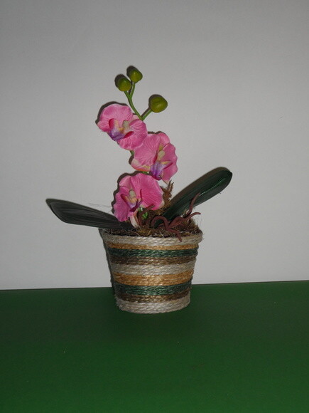 Arranjo Floral em Vaso de Sisal