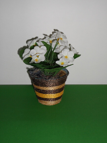Arranjo Floral em Vaso de Sisal