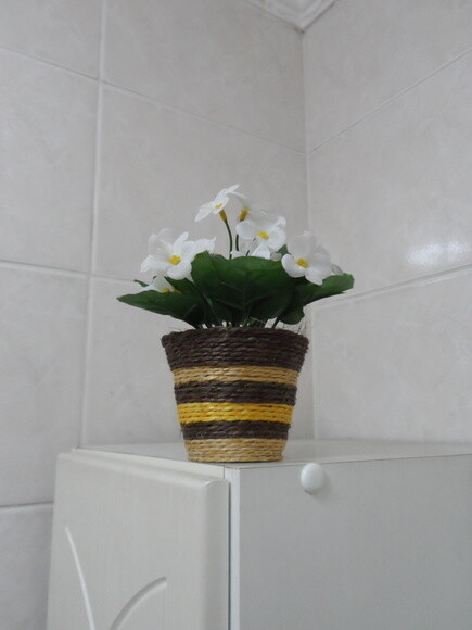 Arranjo Floral em Vaso de Sisal