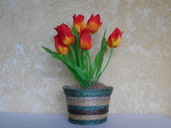 Arranjo Floral em Vaso de Sisal