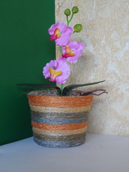 Arranjo Floral em Vaso de Sisal