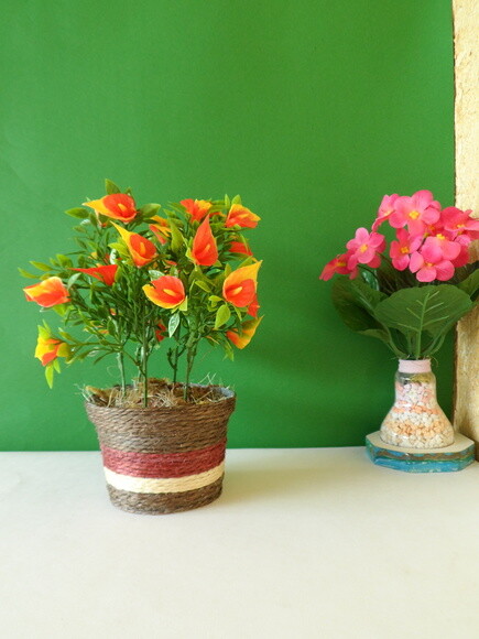Arranjo Floral em Vaso de Sisal