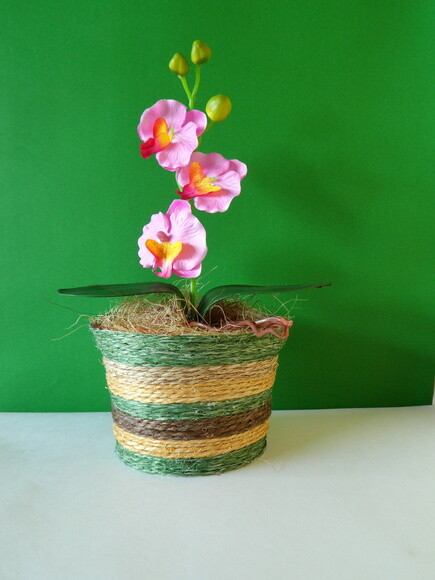Arranjo Floral em Vaso de Sisal