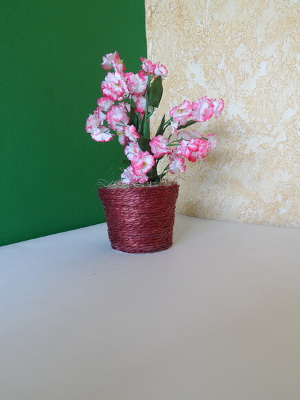 Arranjo Floral em Vaso de Sisal