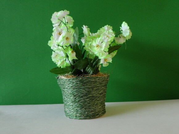 Arranjo Floral em Vaso de Sisal