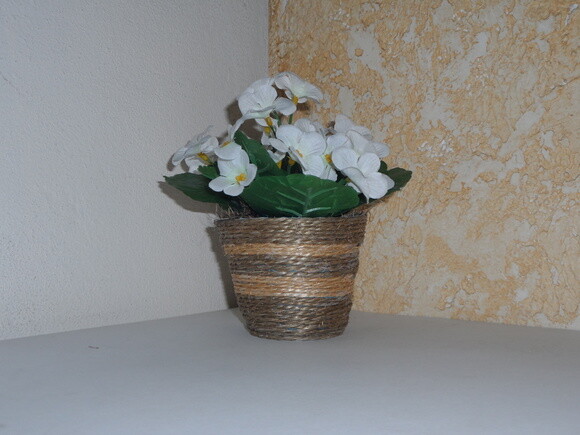 Arranjo Floral em Vaso de Sisal