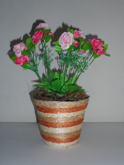 Arranjo Floral em Vaso de Sisal