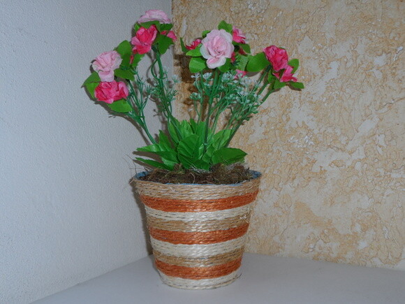 Arranjo Floral em Vaso de Sisal