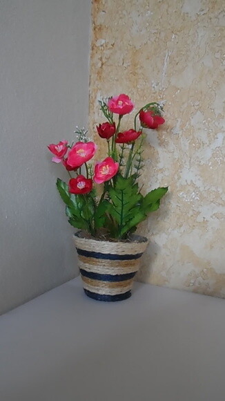 Arranjo Floral em Vaso de Sisal