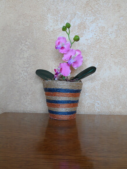Arranjo Floral em Vaso de Sisal