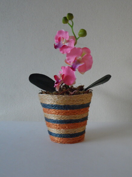 Arranjo Floral em Vaso de Sisal