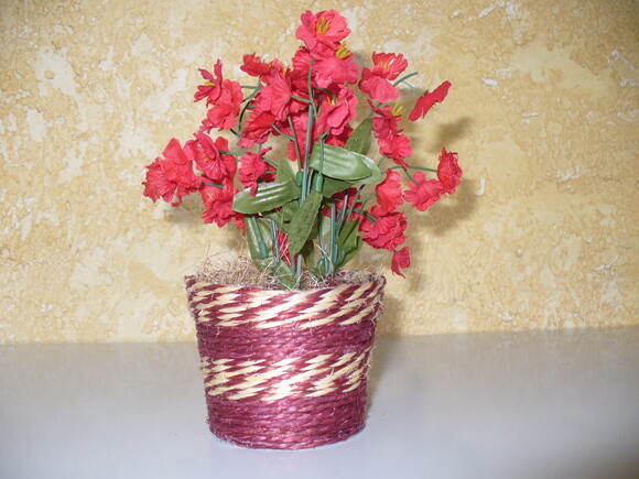 Arranjo Floral em Vaso de Sisal