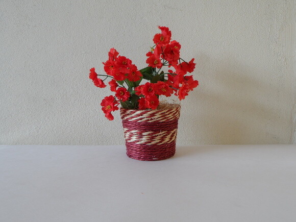 Arranjo Floral em Vaso de Sisal