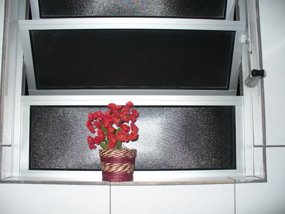 Arranjo Floral em Vaso de Sisal