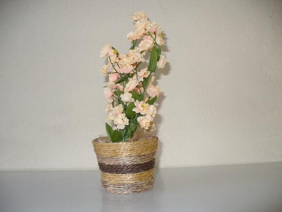 Arranjo Floral em Vaso de Sisal