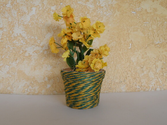 Arranjo Floral em Vaso de Sisal
