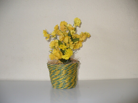 Arranjo Floral em Vaso de Sisal