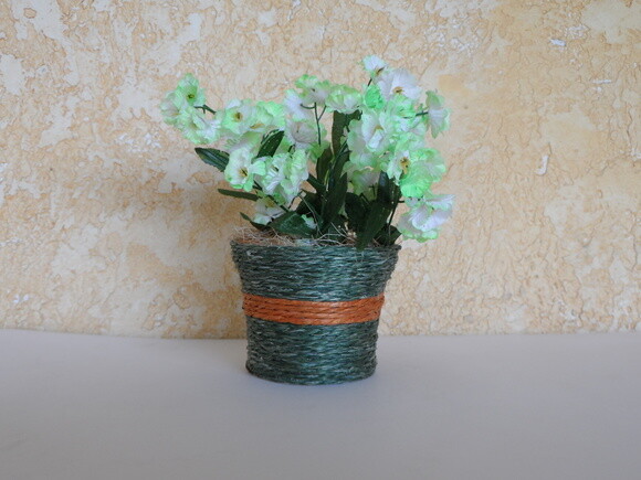 Arranjo Floral em Vaso de Sisal