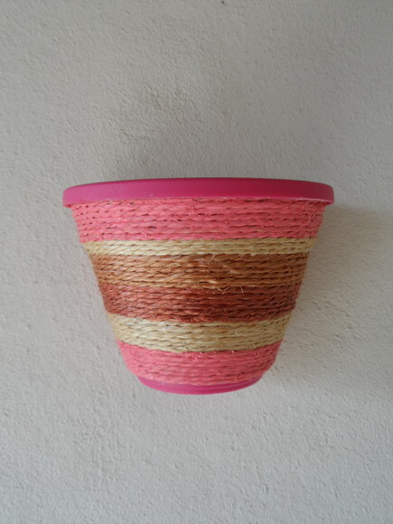 Vaso Parede Decorado com Sisal