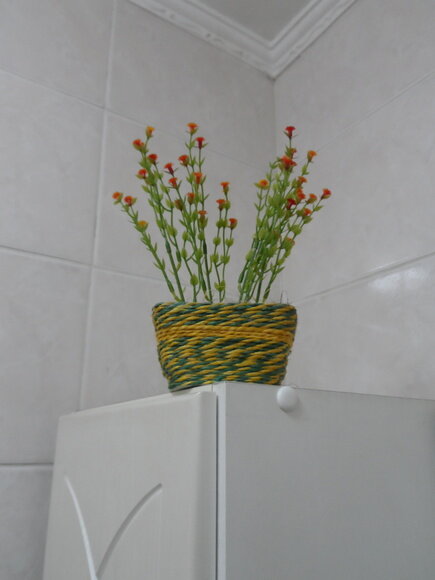 Arranjo Floral em Floreira de Sisal