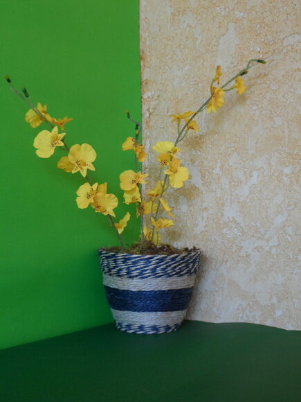 Arranjo Floral em Vaso de Parede