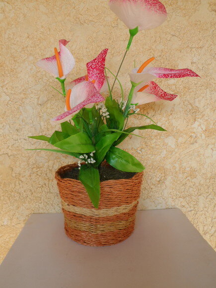 Arranjo Floral em Vaso de Sisal