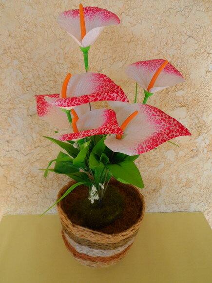 Arranjo Floral em Vaso de Sisal