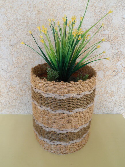 Arranjo Floral em Vaso de Sisal