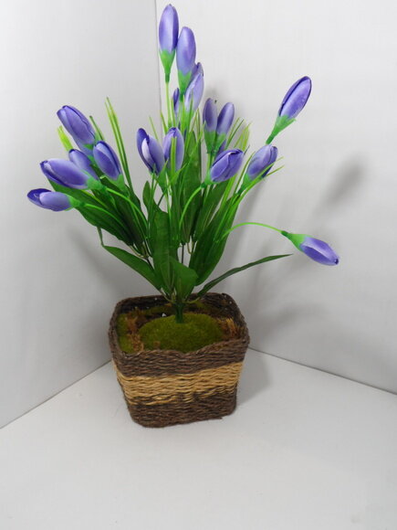 Arranjo Floral em Vaso de Sisal