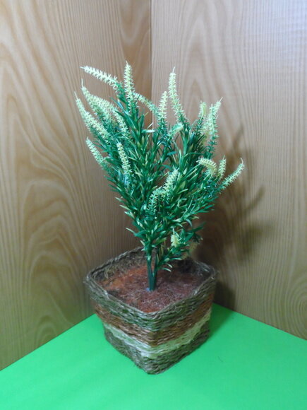 Arranjo Floral em Vaso de Sisal