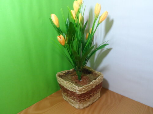 Arranjo Floral em Vaso de Sisal