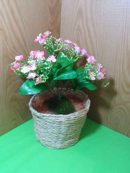 Arranjo Floral em Vaso de Sisal