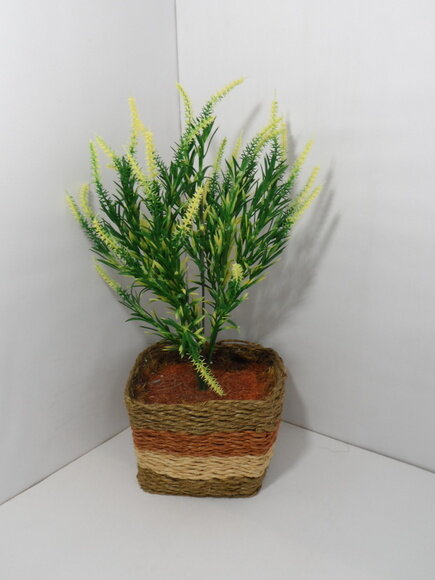 Arranjo Floral em Vaso de Sisal