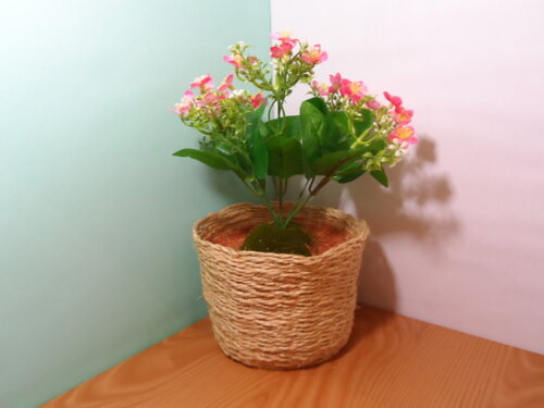 Arranjo Floral em Vaso de Sisal
