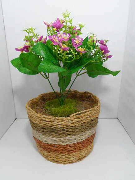 Arranjo Floral em Vaso de Sisal