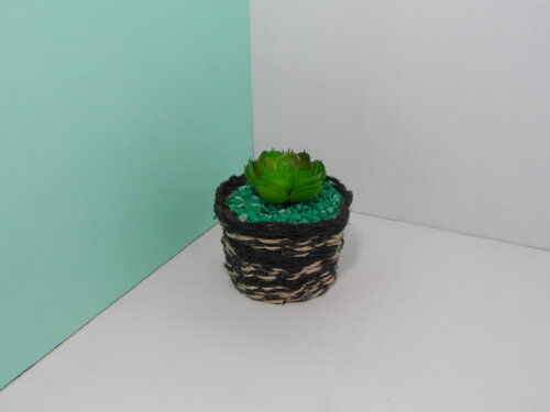 Arranjo Floral em Vaso de Sisal
