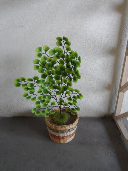 Arranjo Floral em Vaso de Sisal