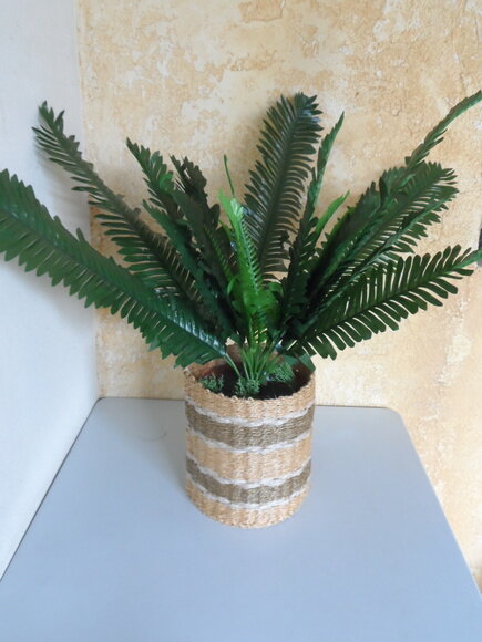 Arranjo Floral em Vaso de Sisal
