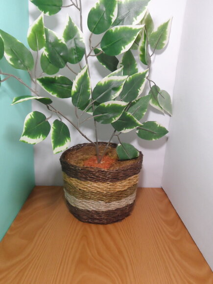 Arranjo Floral em Vaso de Sisal