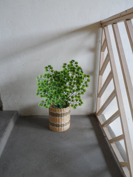 Arranjo Floral em Vaso de Sisal