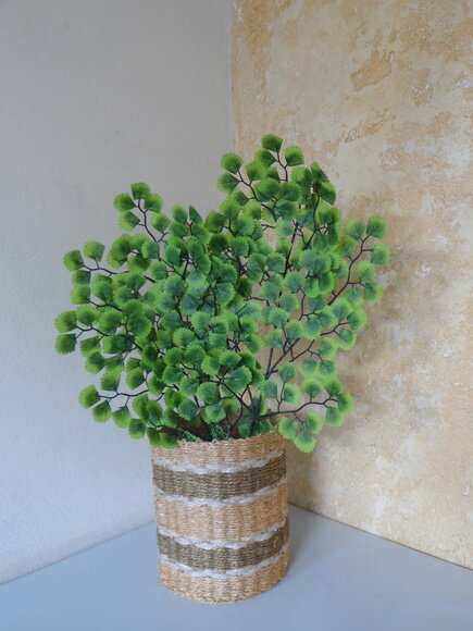 Arranjo Floral em Vaso de Sisal