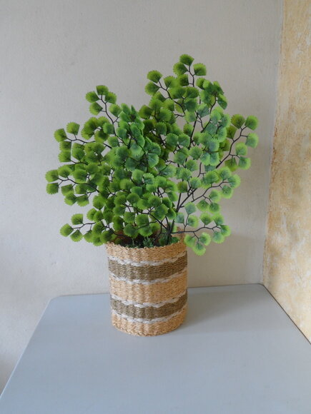 Arranjo Floral em Vaso de Sisal