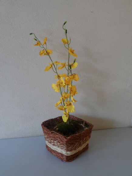 Arranjo Floral em Vaso de Sisal