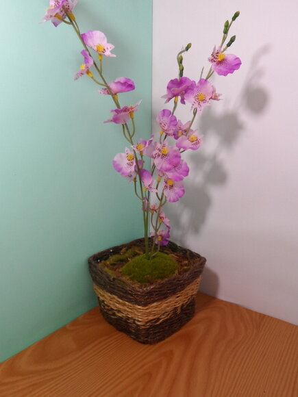 Arranjo Floral em Vaso de Sisal