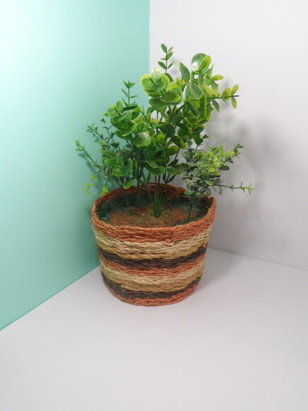 Arranjo Floral em Vaso de Sisal