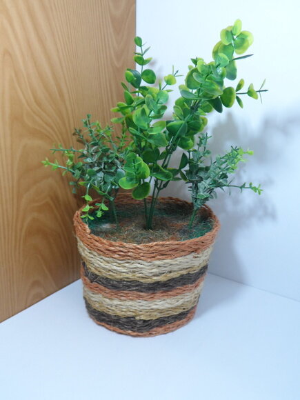 Arranjo Floral em Vaso de Sisal