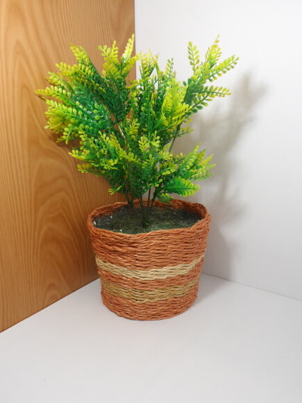 Arranjo Floral em Vaso de Sisal