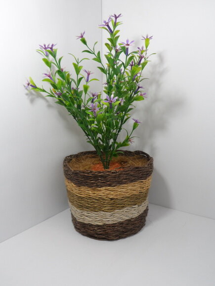 Arranjo Floral em Vaso de Sisal