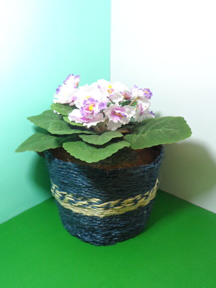 Arranjo Floral em Vaso de Sisal